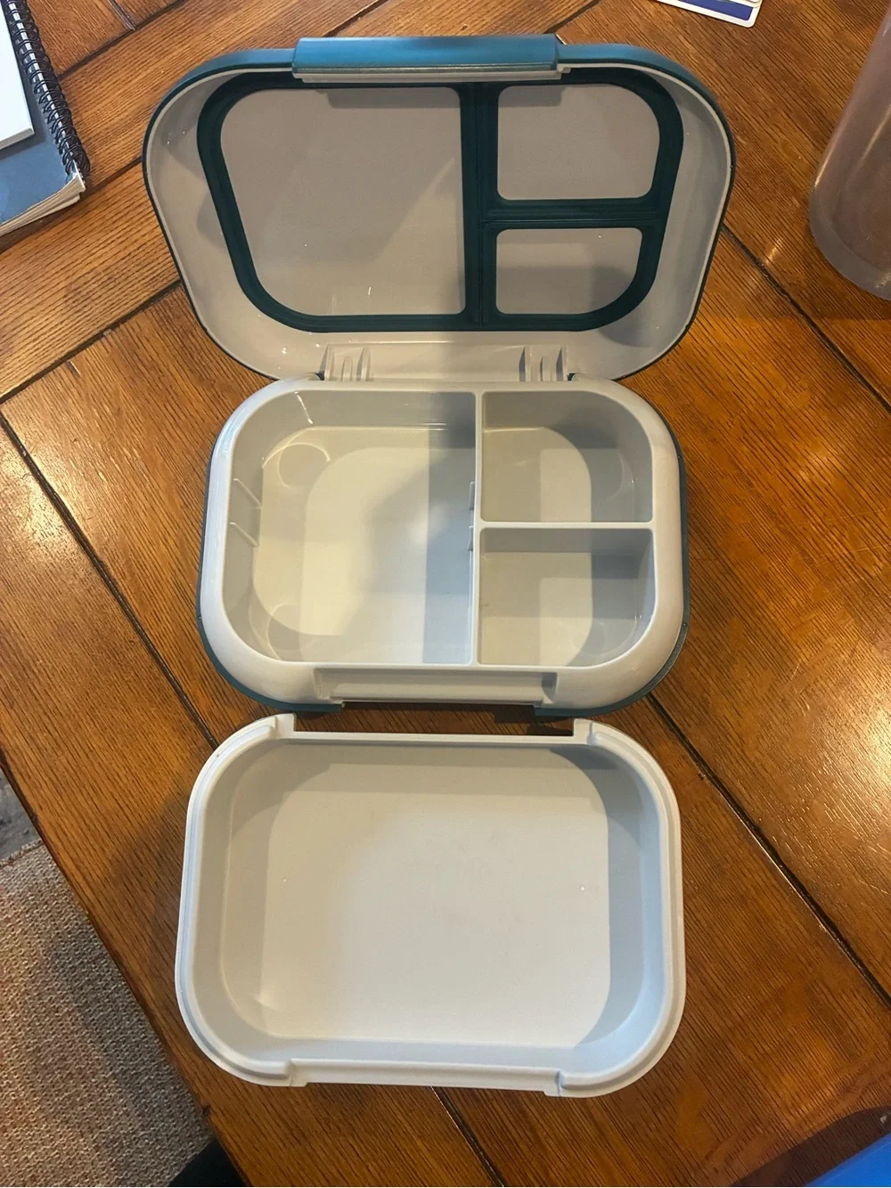 Pair of Bentgo lunchboxes with freezable inserts